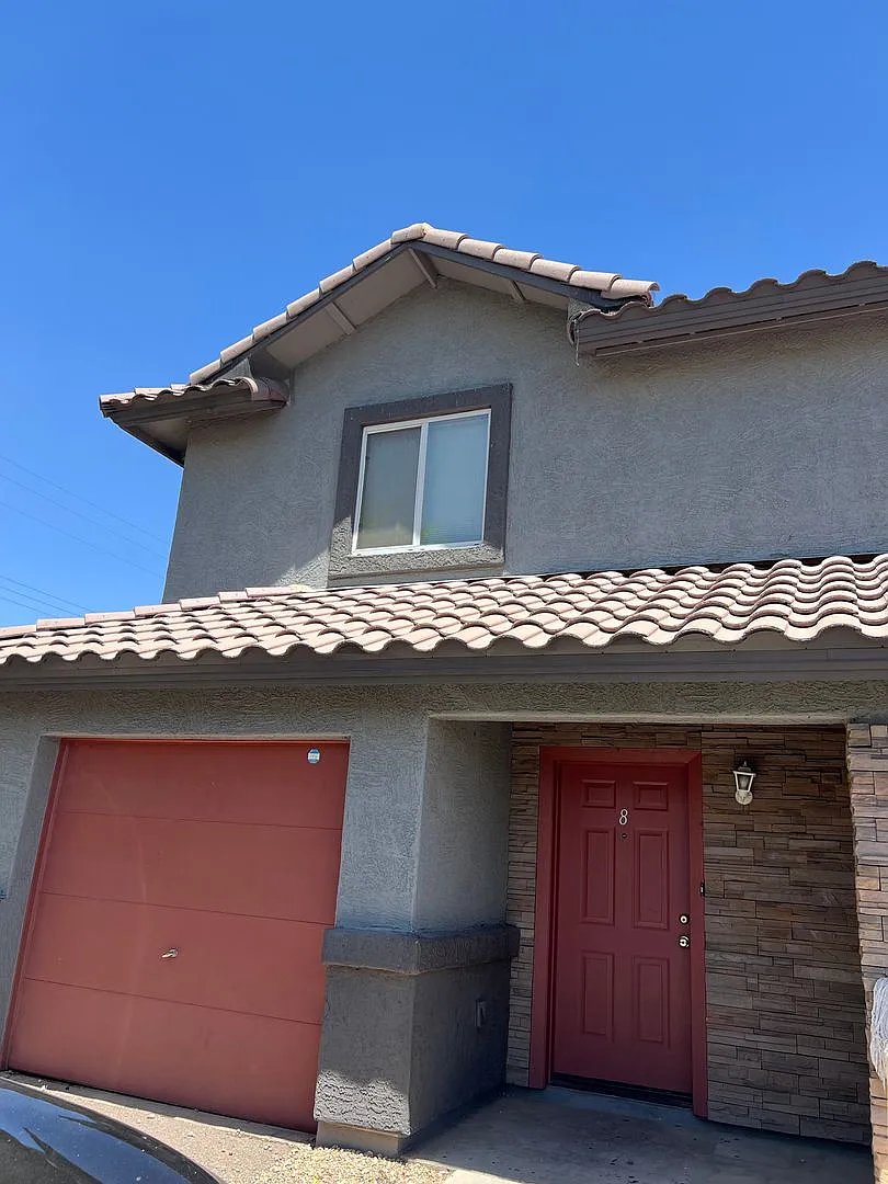 3 BED 2.5 Bath $1450. — Photo 1