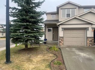 2 Jay Ct, Red Deer, AB T4P 0G1