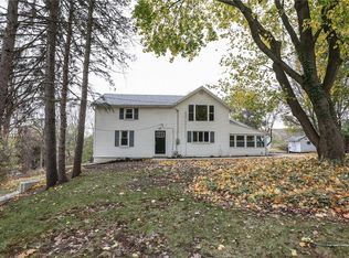 30 Thayer Rd, Fairport, NY 14450