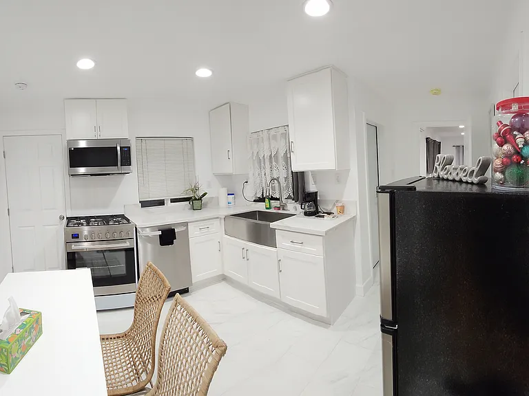2421 Ruhland Ave #A — Photo 24
