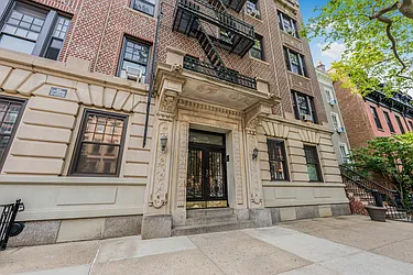 110 Cambridge Place