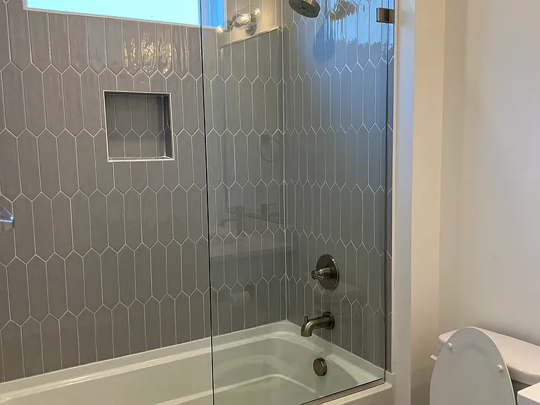902B Knox Ave — Photo 35