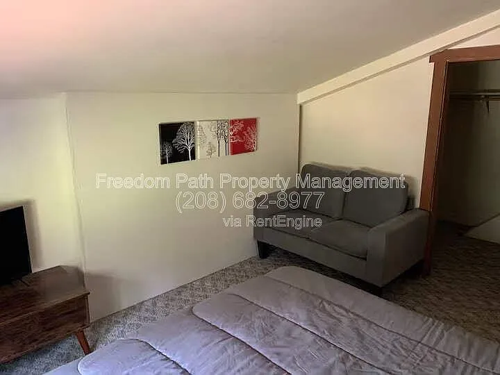 298 Woods Rd — Photo 13