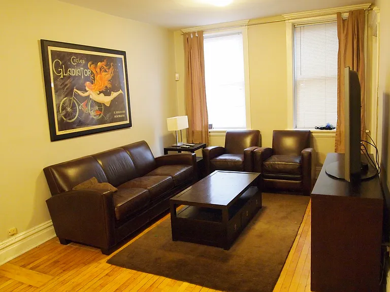 3311 N Southport Ave #1 — Photo 3