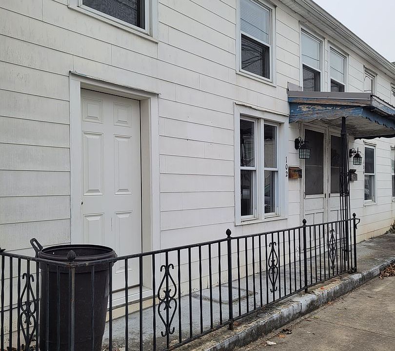 1st image of 102 N Penn St