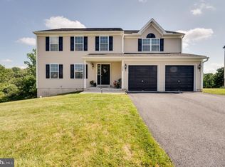 238 Longview Dr, Reading, PA 19608