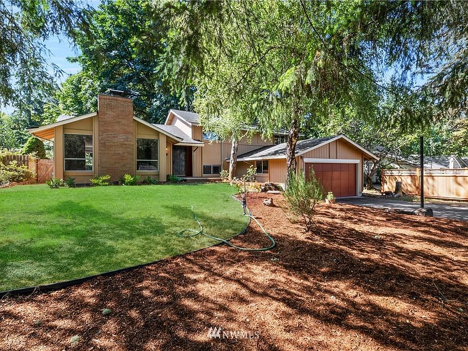 1st image of 2509 18th Ave NW