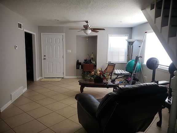 3rd image of 4294 Verbena Dr