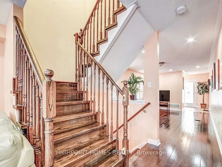 141 Pilkington Dr — Photo 13