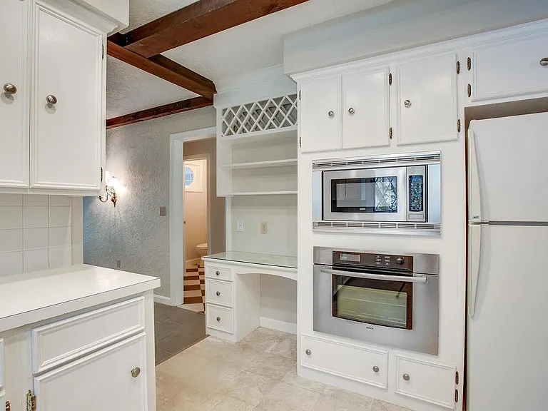 27 Buttonwood Rd — Photo 8