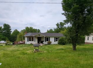 108 Knob Dr, Mount Airy, NC 27030