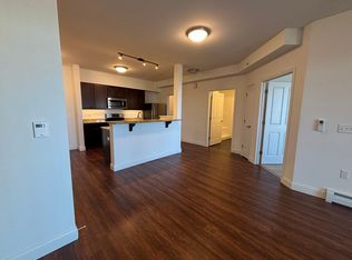 181 Winterberry Ln #407, Burlington, VT 05401