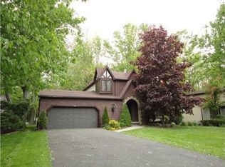 254 Old Oak Post Rd, East Amherst, NY 14051