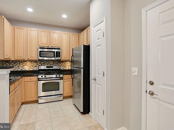 5th image of 2055 26th St S #5103