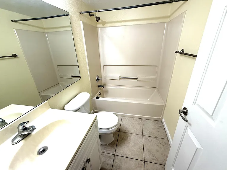 8141 Severn Dr #D — Photo 11