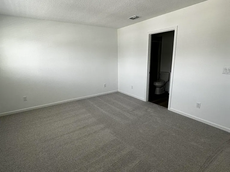 611 Holly Lakes Dr — Photo 23