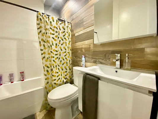 Rented by Doorway NYC, LLC | media 30