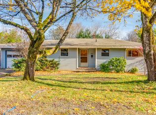 8916 SW 36th Ave, Portland, OR 97219