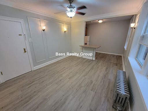 1st image of 1369 W Greenleaf Ave APT 104