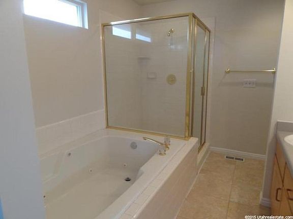 4th image of 340 E Crescent Vista Ln