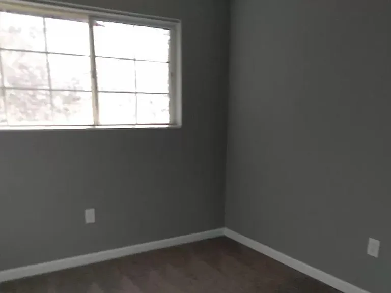 9001 Mackey Cir — Photo 7