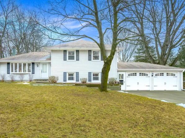 8788 N 27th St, Richland, MI 49083