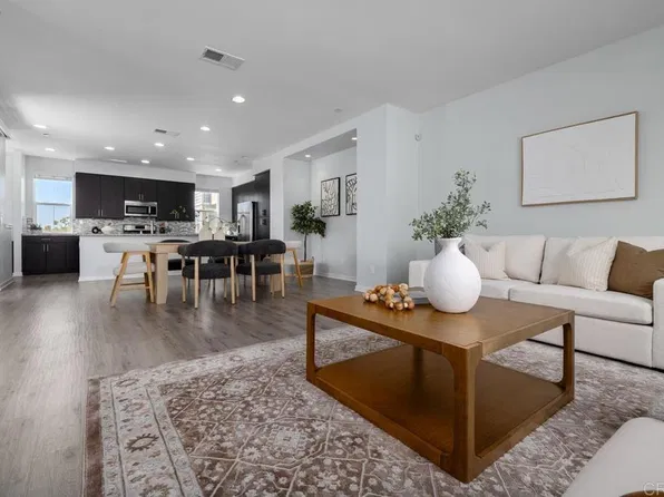 11333 Zapata Ave Unit 30, San Diego, CA 92126