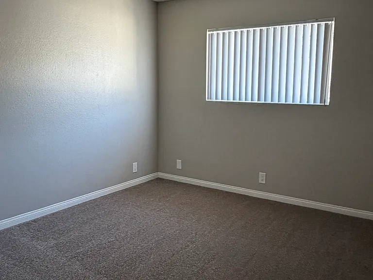 5848 Comstock Ave #4 — Photo 7