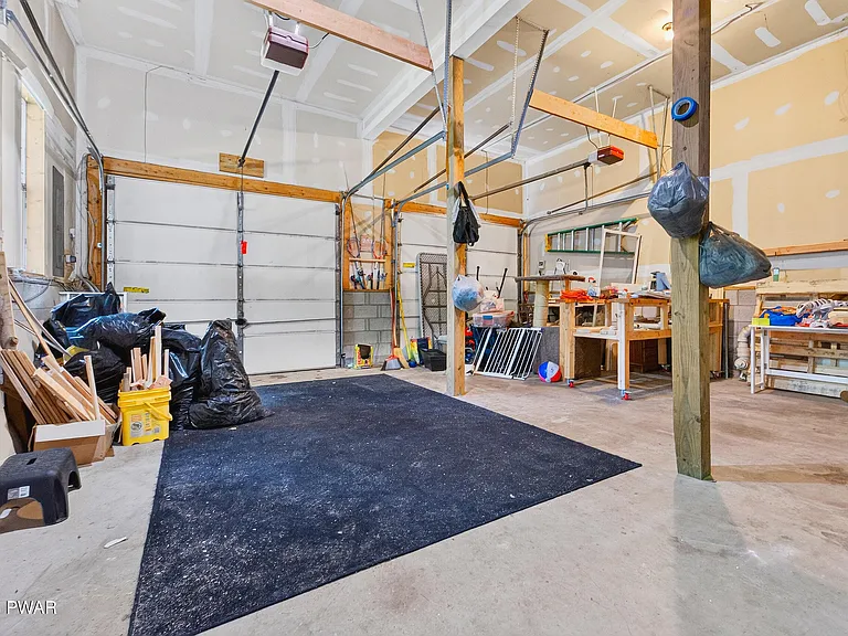 115 Blackberry Dr — Photo 38
