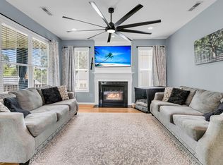 2282 Sandy Point Ln, Mount Pleasant, SC 29466