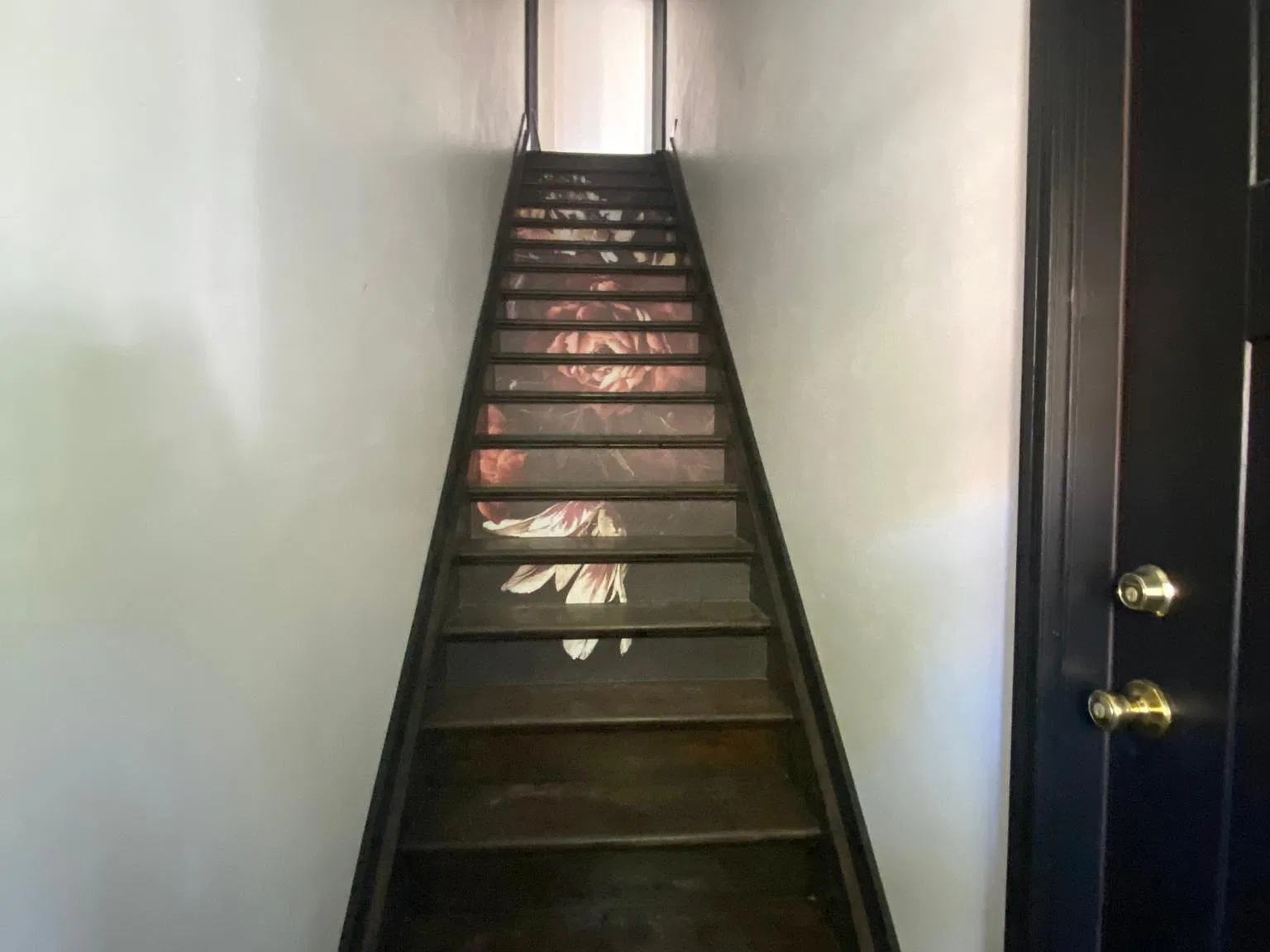 1621 W Balmoral Ave — Photo 2