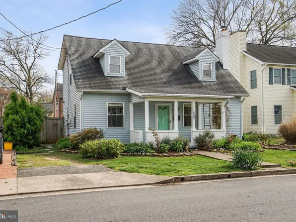 2902 16th St S, Arlington, VA 22204