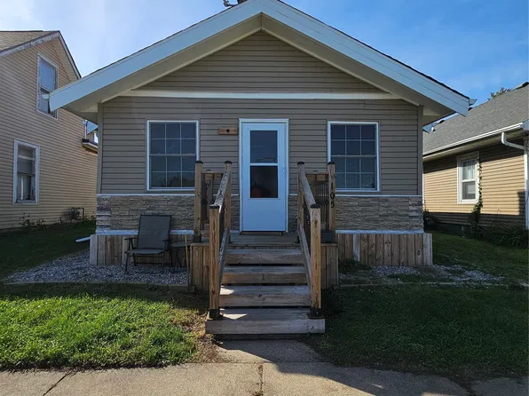 105 S 7th Ave, Marshalltown, IA 50158