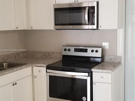 4th image of 1440 NE 153rd Ter