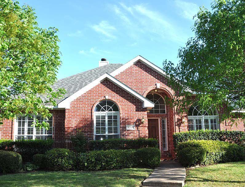 1st image of 4220 Arbor Creek Dr