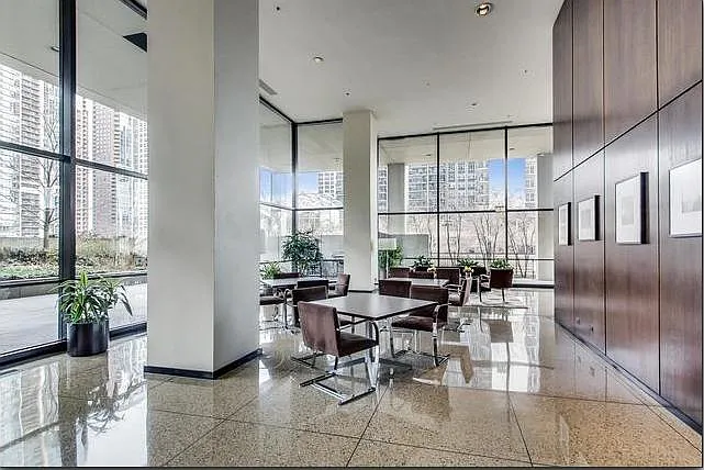 360 E Randolph St #1406 — Photo 20