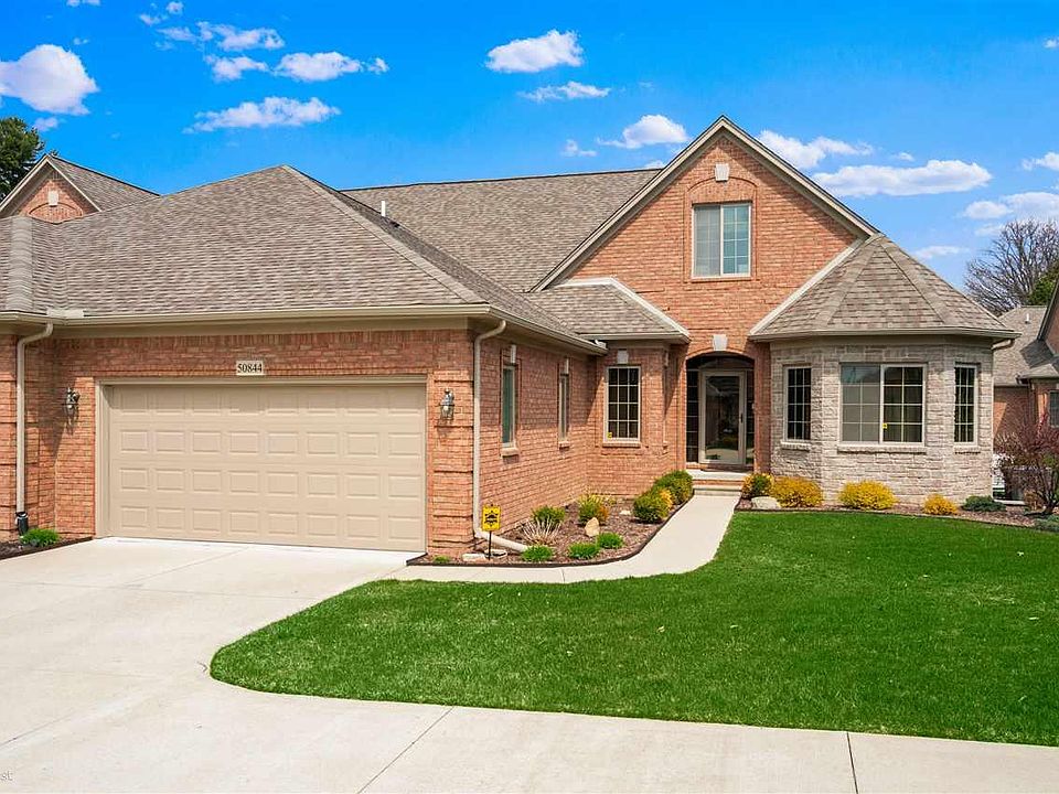 1st image of 50844 Redwood Ln #10