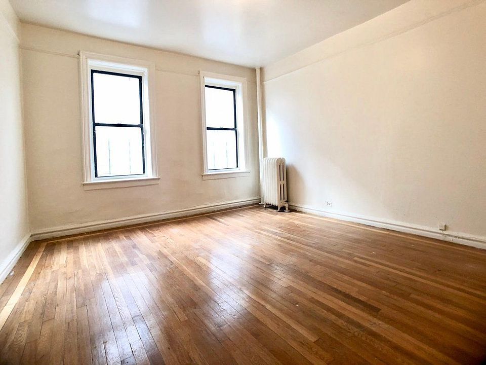 1st image of 30 Magaw Pl APT 2F