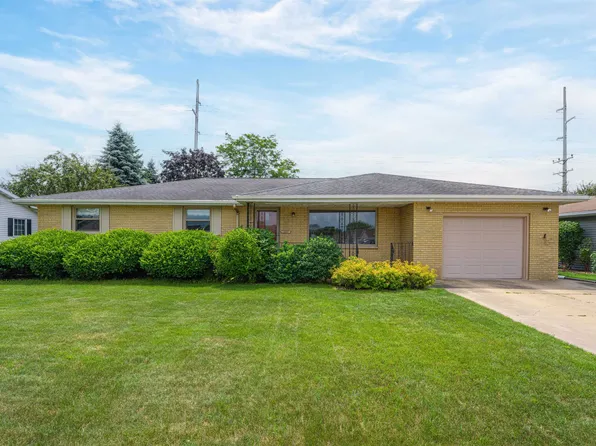 125 Saint Marys Pl, Kaukauna, WI 54130