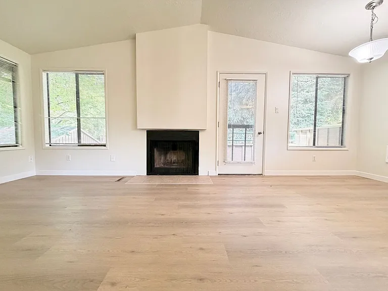 7060 SW Montauk Cir — Photo 4
