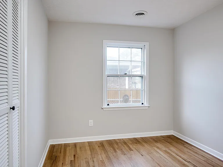 254 Hinman Dr — Photo 22