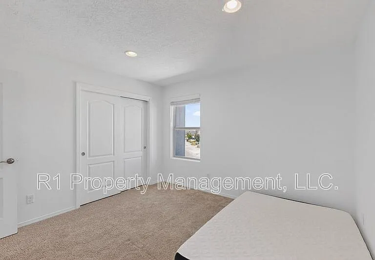 108 Hue St SW — Photo 63