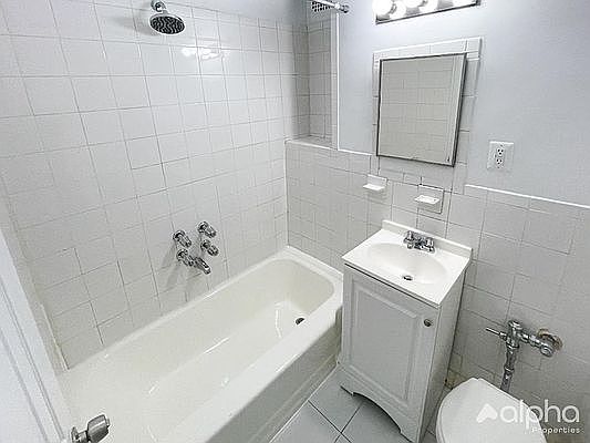 5th image of 153 Norfolk St #3T