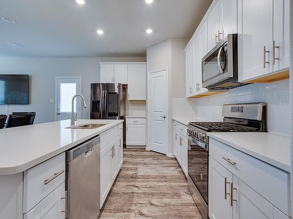 3rd image of 4107 Bullwhip Creek Ln
