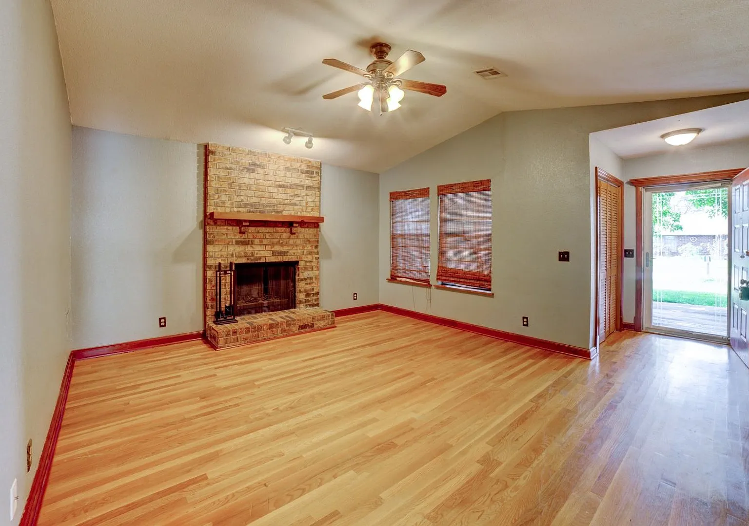 Fantastic Broken Arrow property now up for rent — Photo 3