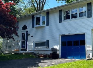 26 Maple Ln, Monroe, NY 10950
