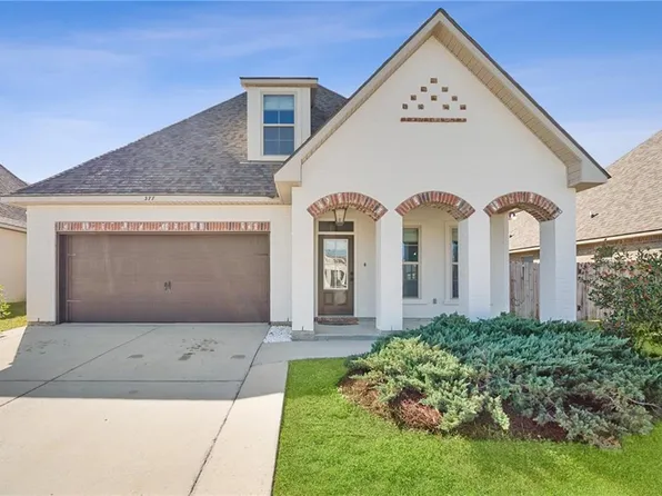 377 Lake Breeze Dr, Baton Rouge, LA 70820