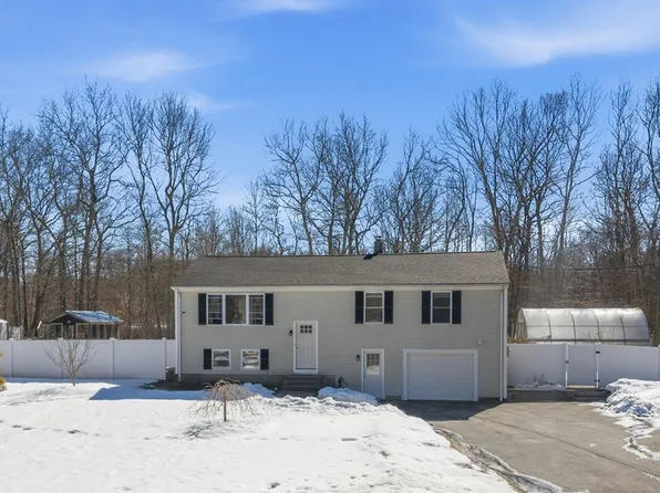 2944 Anderson Dr, Dighton, MA 02715