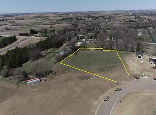 1005 N Foxtail Cir, Sioux Falls, SD 57110