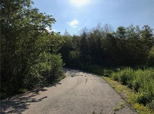 121 E Haddam Rd, Salem, CT 06420